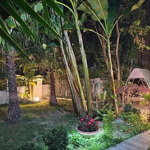 Guest house Astoria Golden House