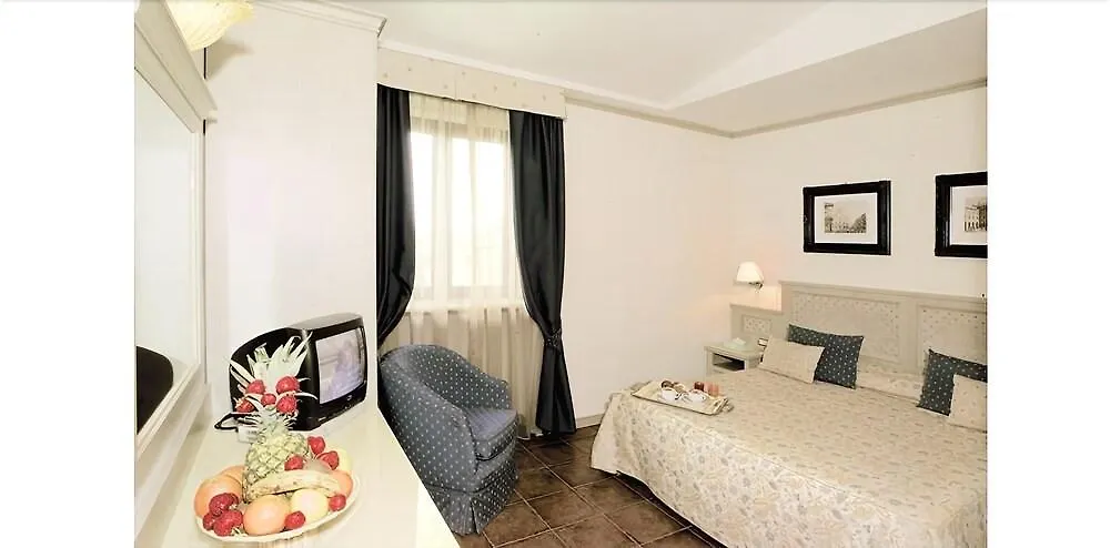 Hotel Quadrifoglio By Mancini Rome
