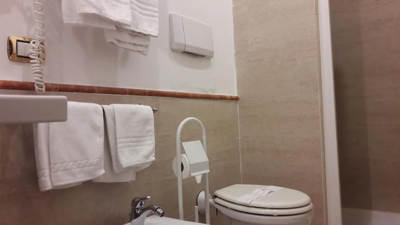 Hotel Quadrifoglio By Mancini Rome