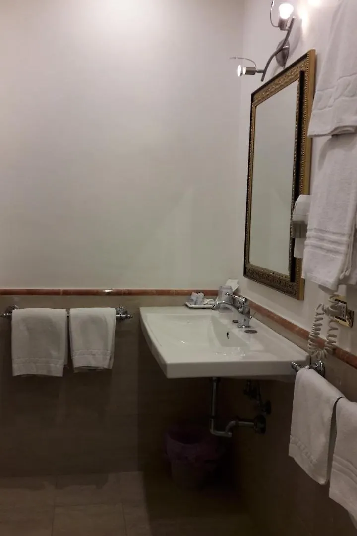 Hotel Quadrifoglio By Mancini Rome